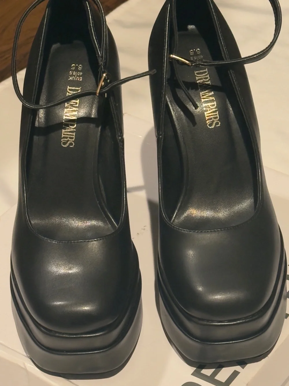 Dream Pairs sleek black